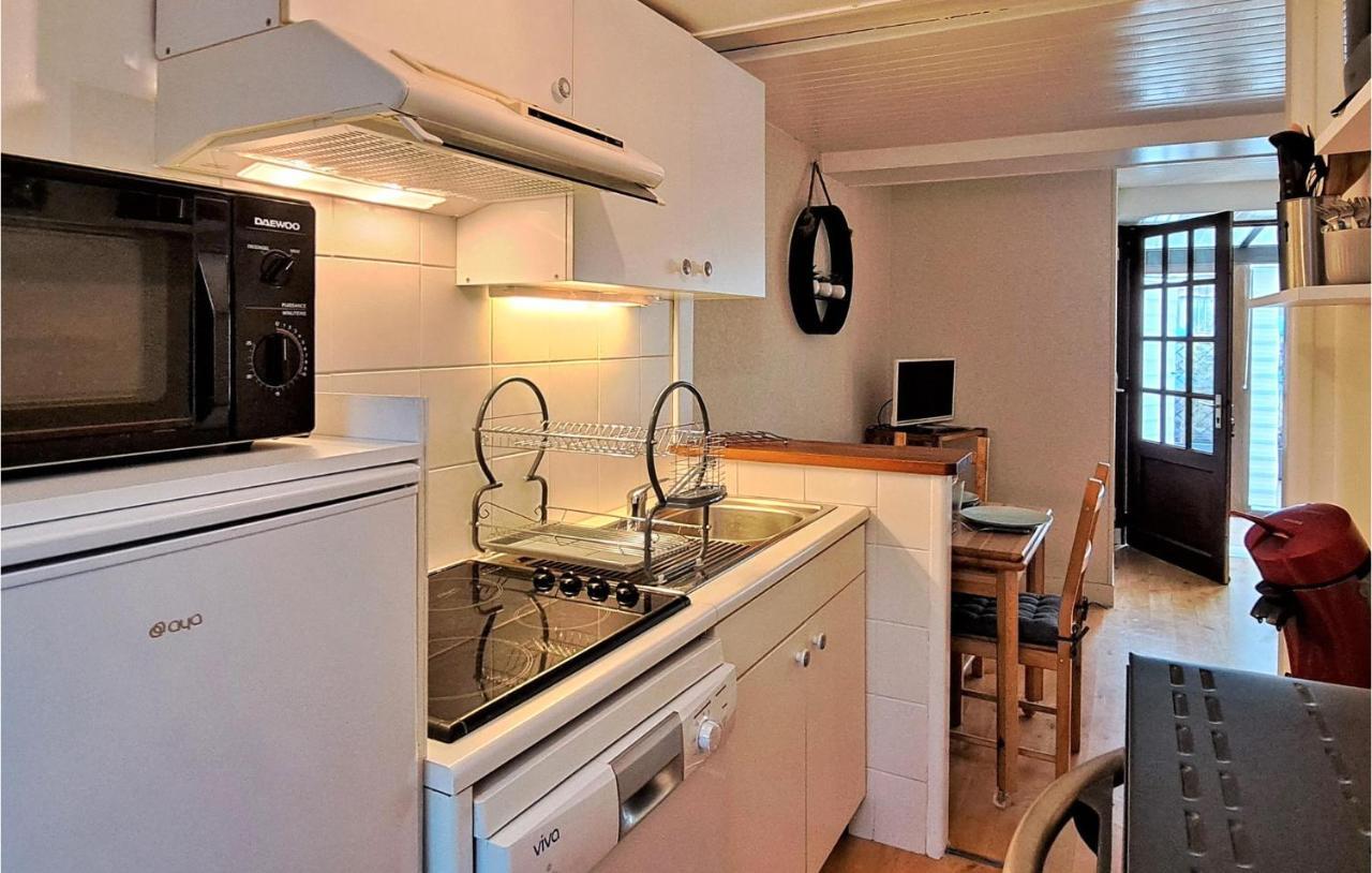 1 Bedroom Lovely Apartment In Grandcamp-Maisy Dış mekan fotoğraf