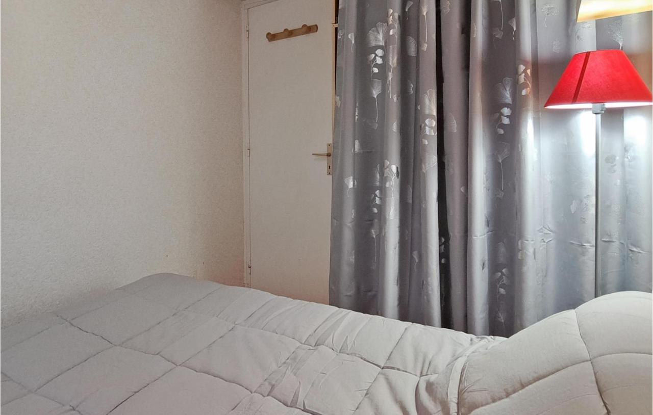 1 Bedroom Lovely Apartment In Grandcamp-Maisy Dış mekan fotoğraf